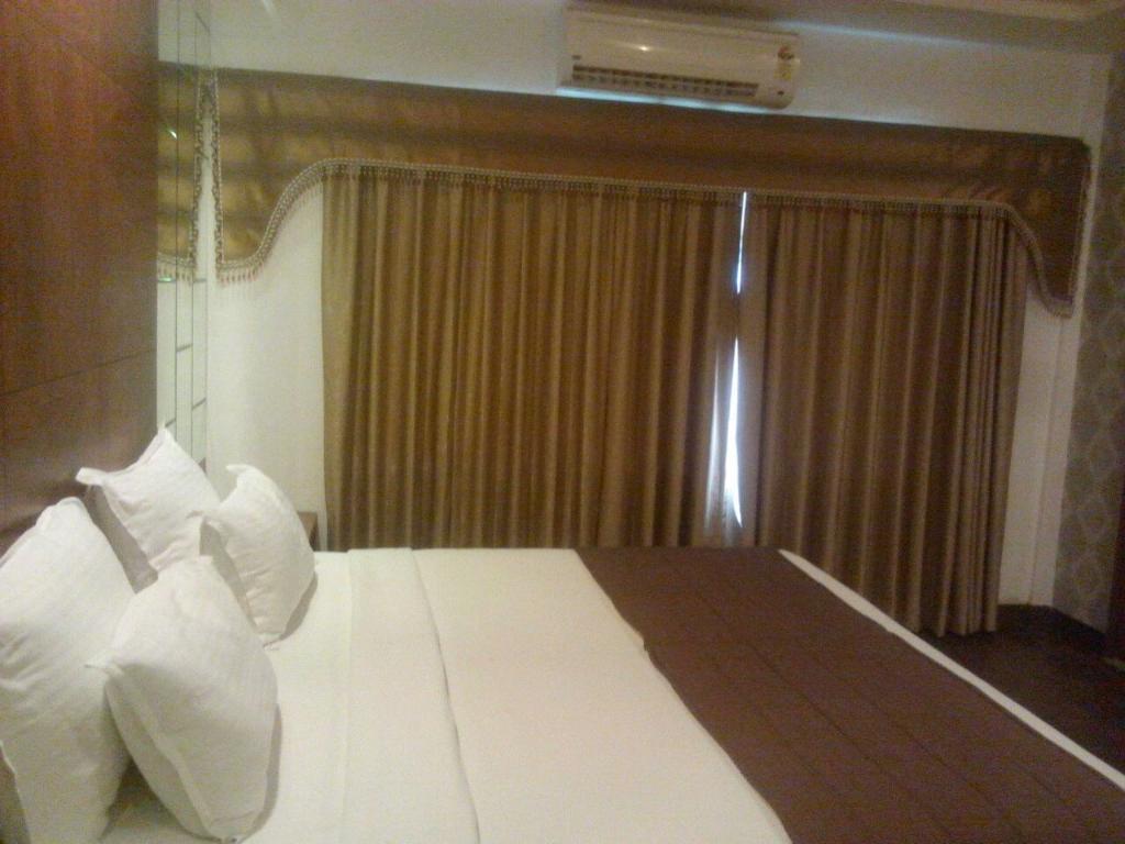 Hotel The Shiv Nautica Mundra Exterior foto